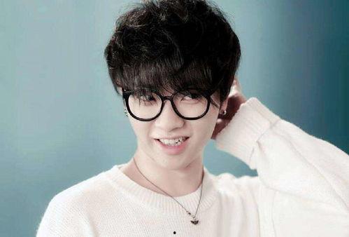 华晨宇吃瓜娱乐圈